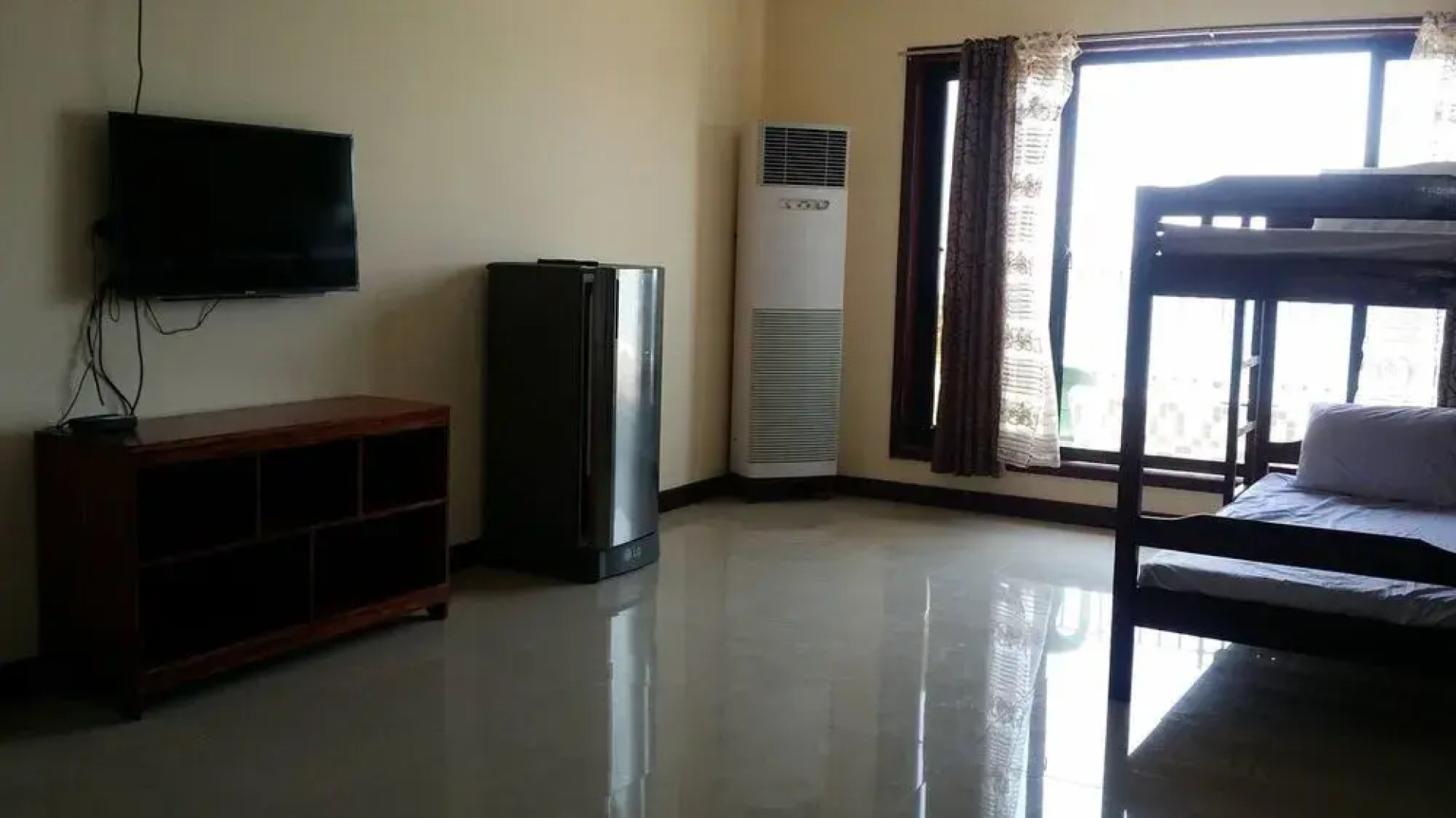 S.R Paradise Beach Resort Hotel