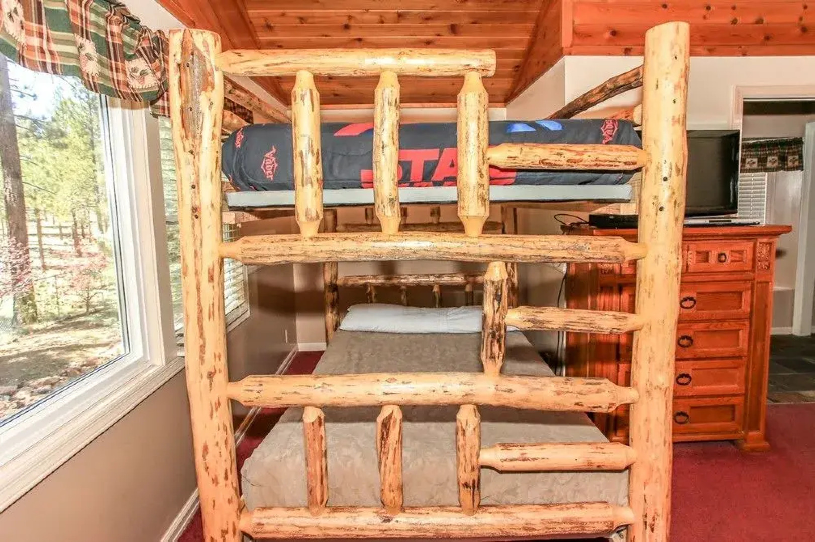 A Jack and Tens Resort