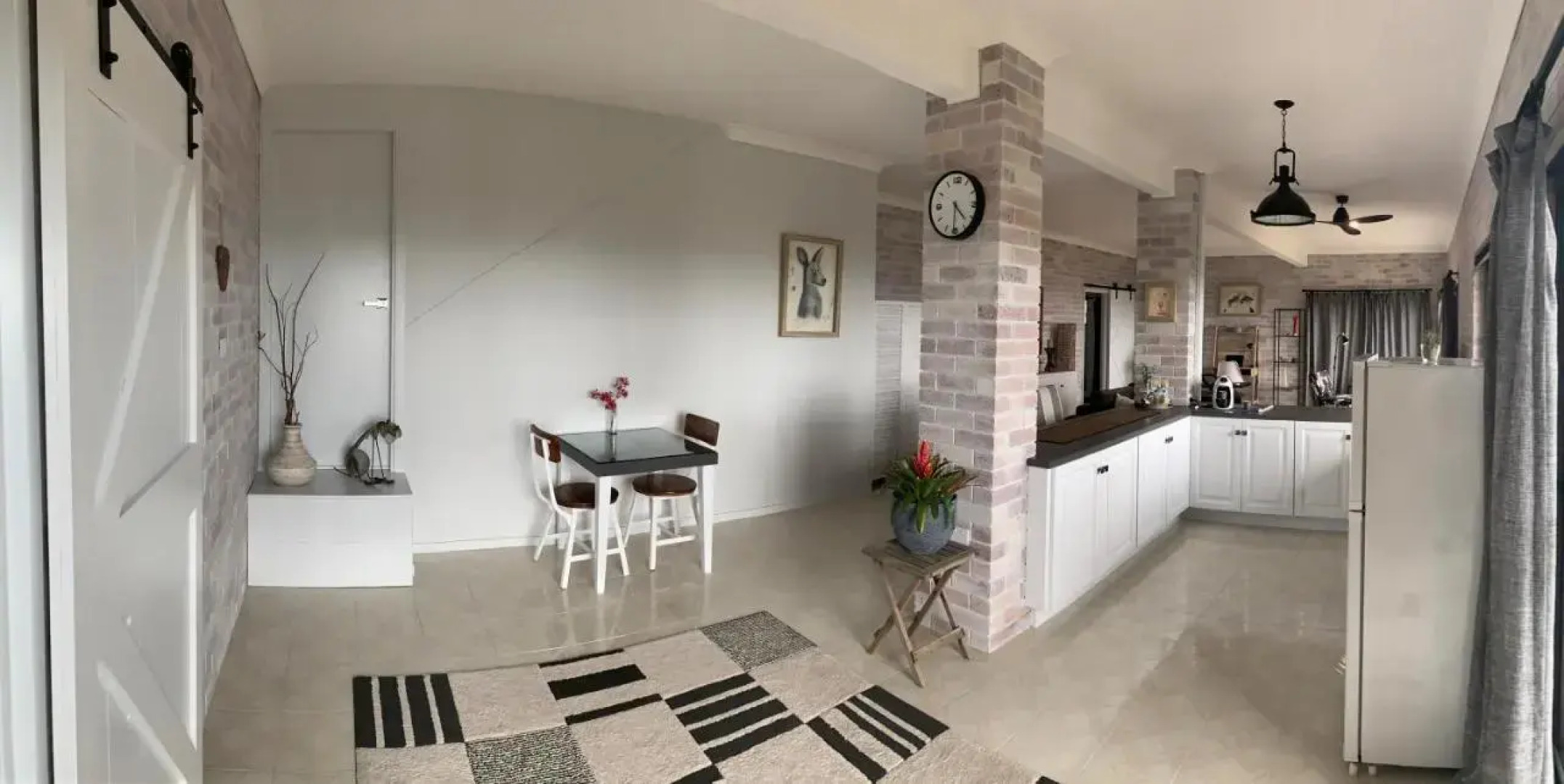 Panoramata @ Caves Beach