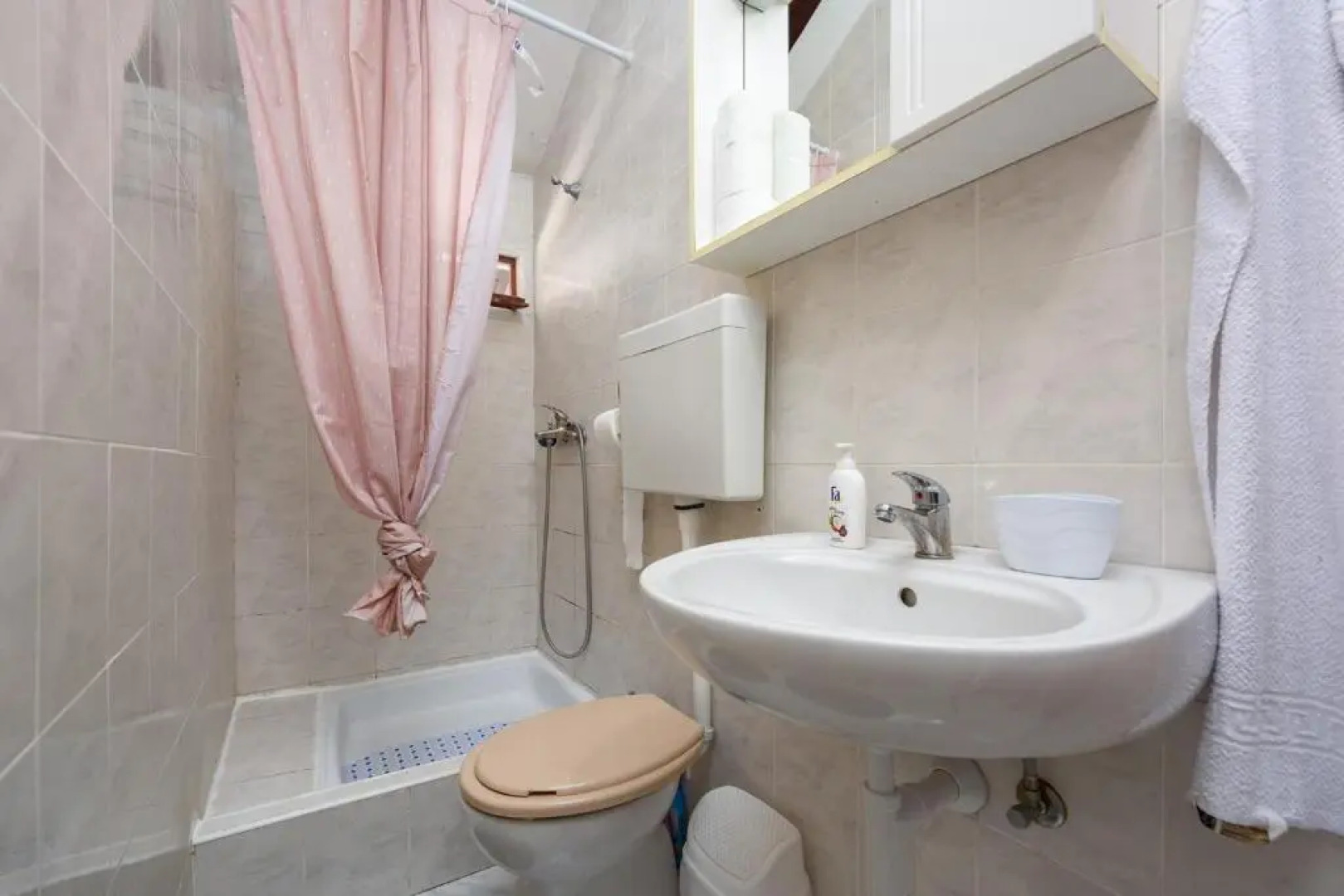 AMORE house with apartment