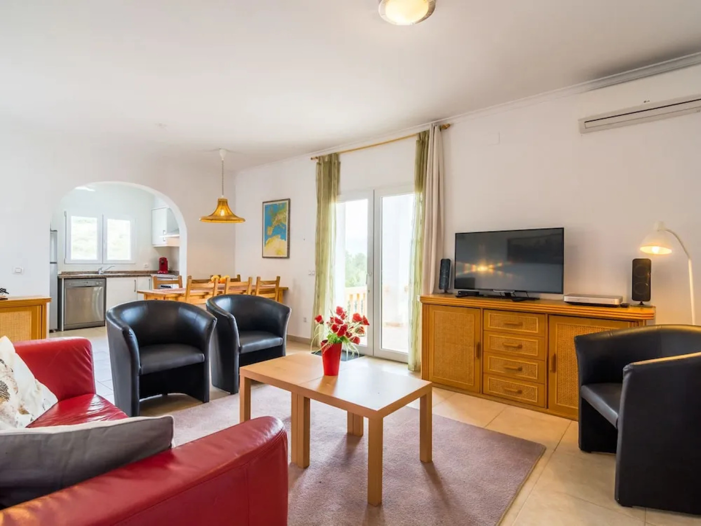 Detached Villa With Private Swimming Pool in Pedreguer