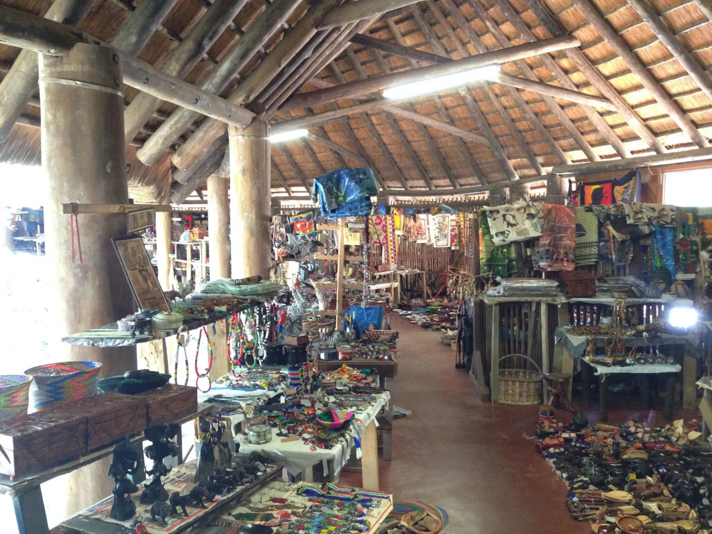 Rhino Ridge Safari Lodge