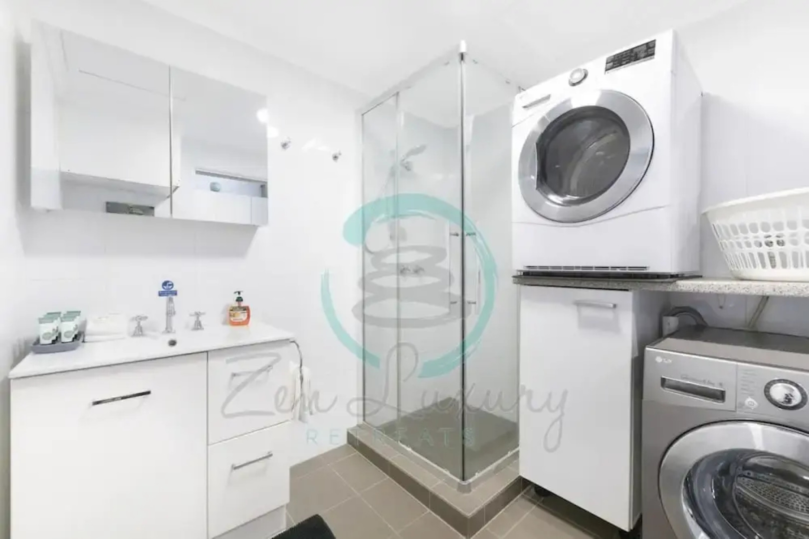 Zen Marina Bayview Balcony Executive Suite