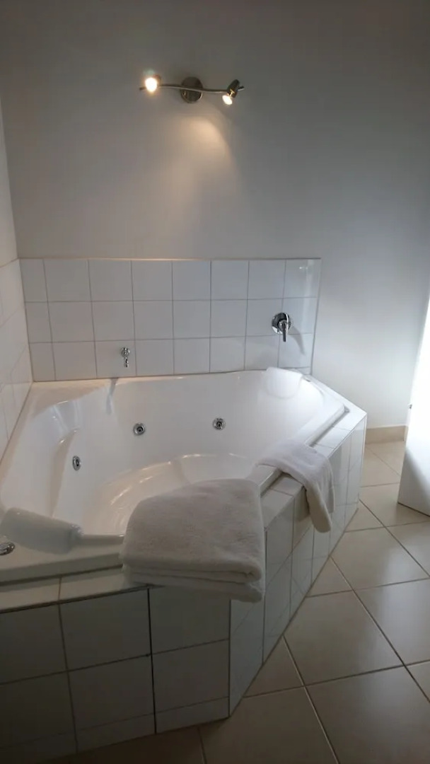 Elm Riverside Accommodation Merrijig