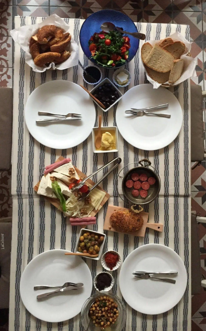 Tom Square Boutique Hotel