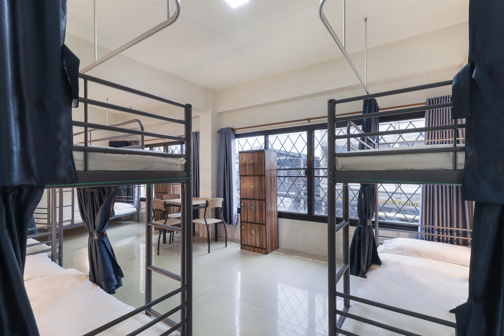 Chiangmai Gate Capsule Hostel