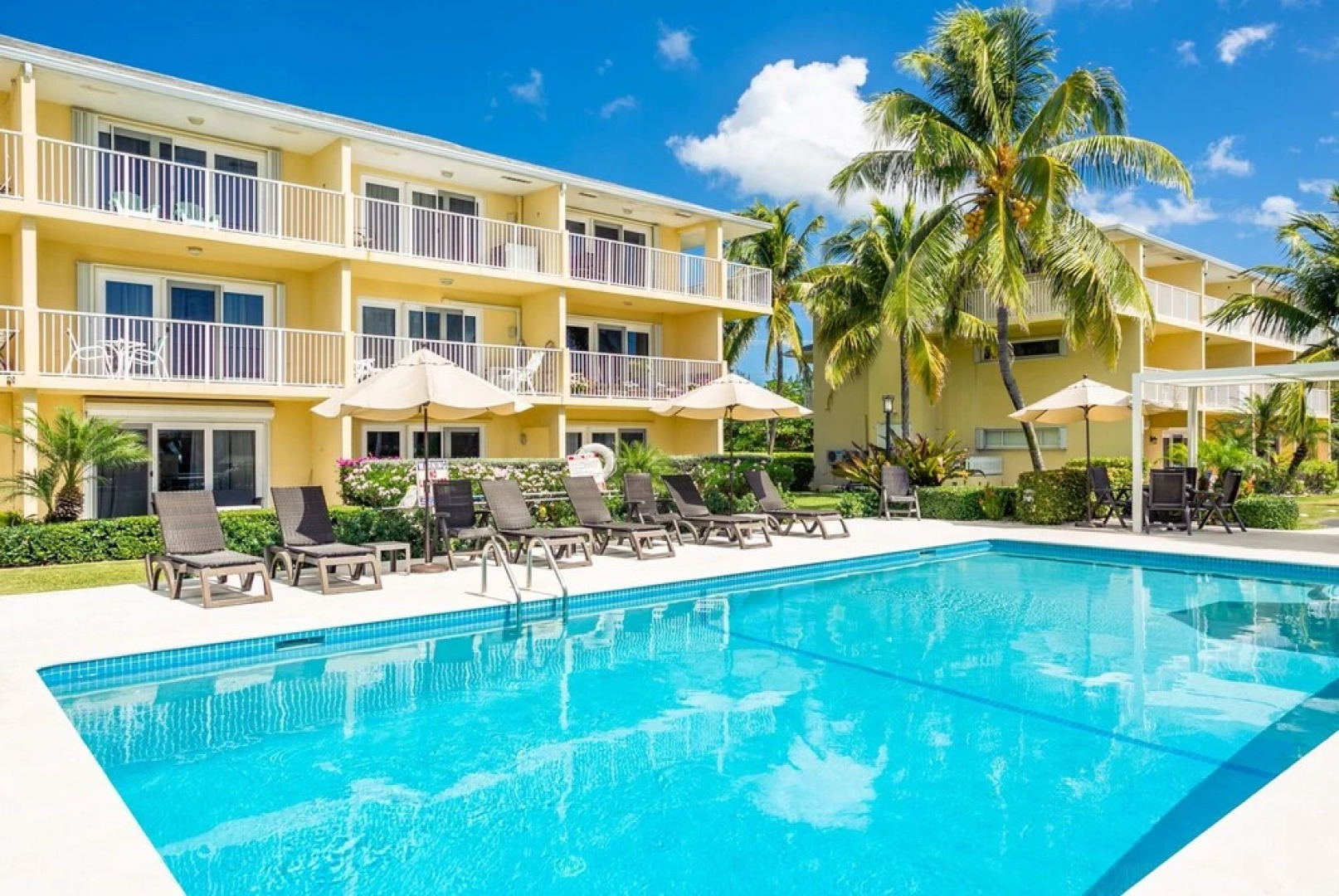 Caribbean Paradise by Cayman Villas