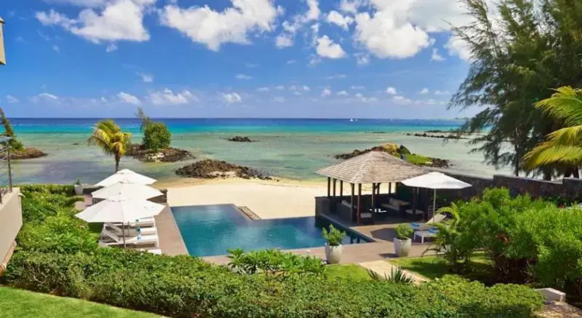 Bon Azur Beachfront Suites & Penthouses