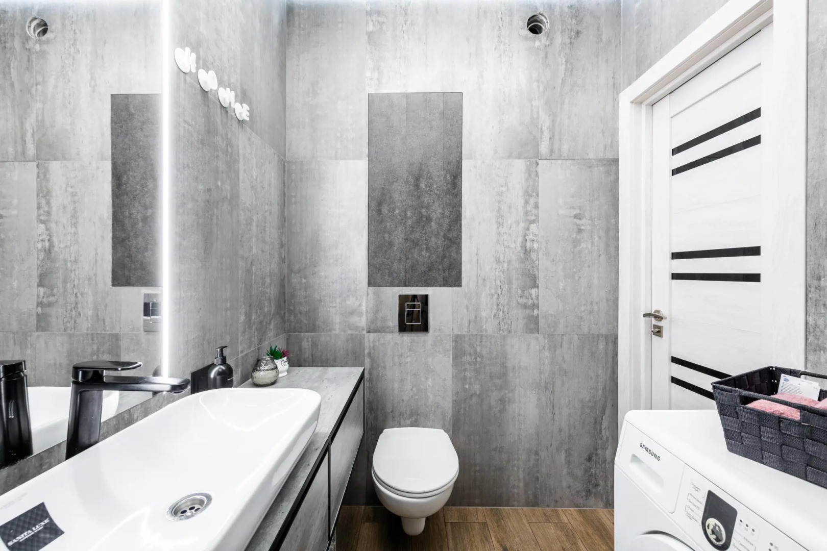 Sunmarine apartments (Санмарин апартментс) на улице Анны Ахматовой