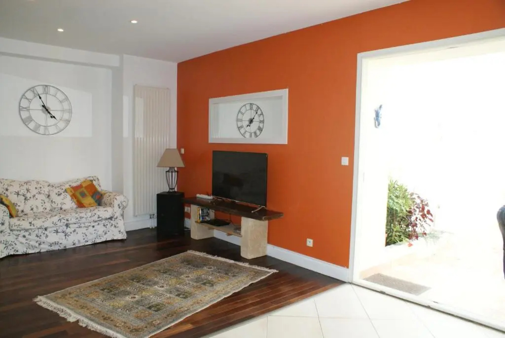 Spacieuse maison de village avec jardin patio