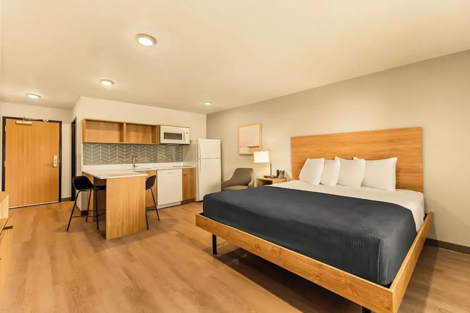 LivAway Suites SLC- West Jordan