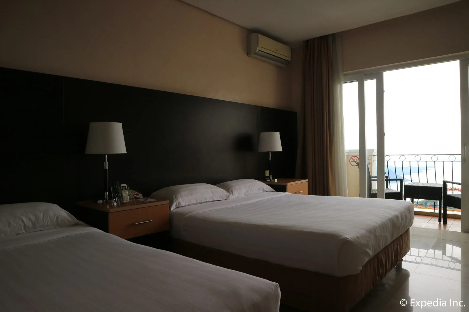 The Lake Hotel Tagaytay