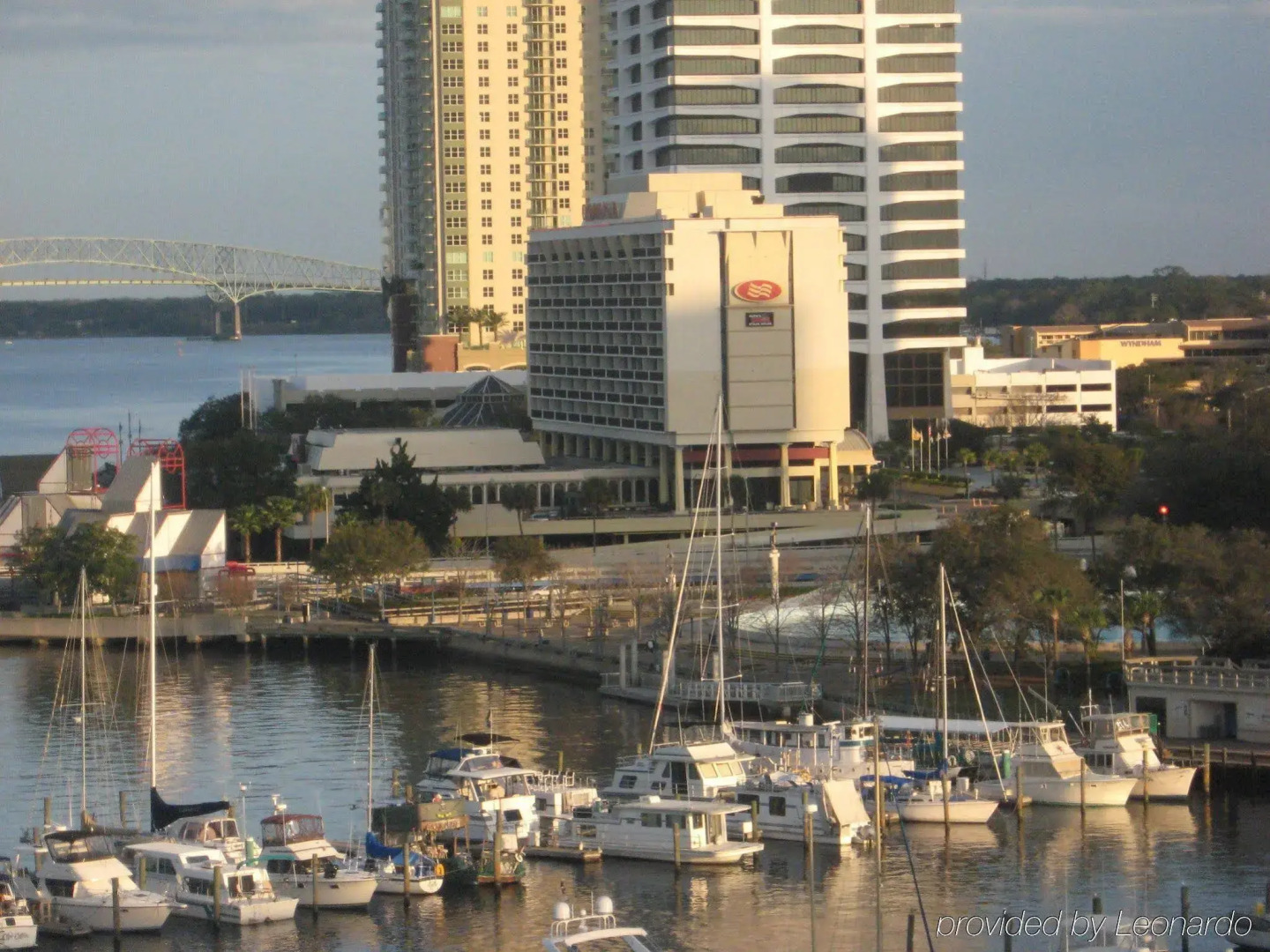 DoubleTree by Hilton Hotel Jacksonville Riverfront