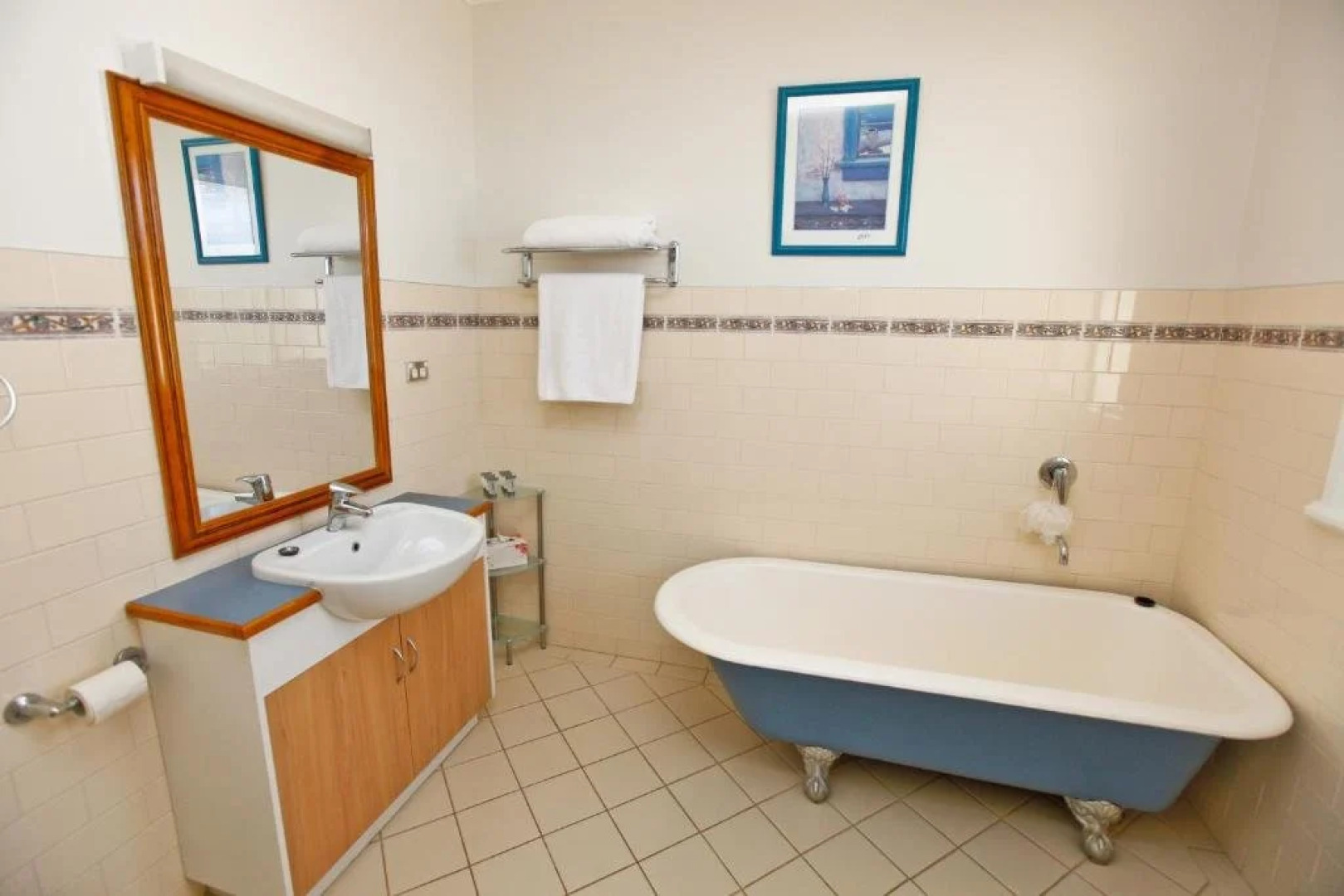 Emaroo Cottages Broken Hill