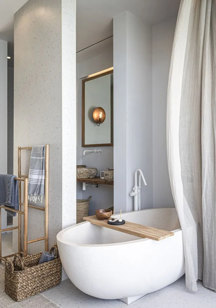 Amethyst Selene Paleros