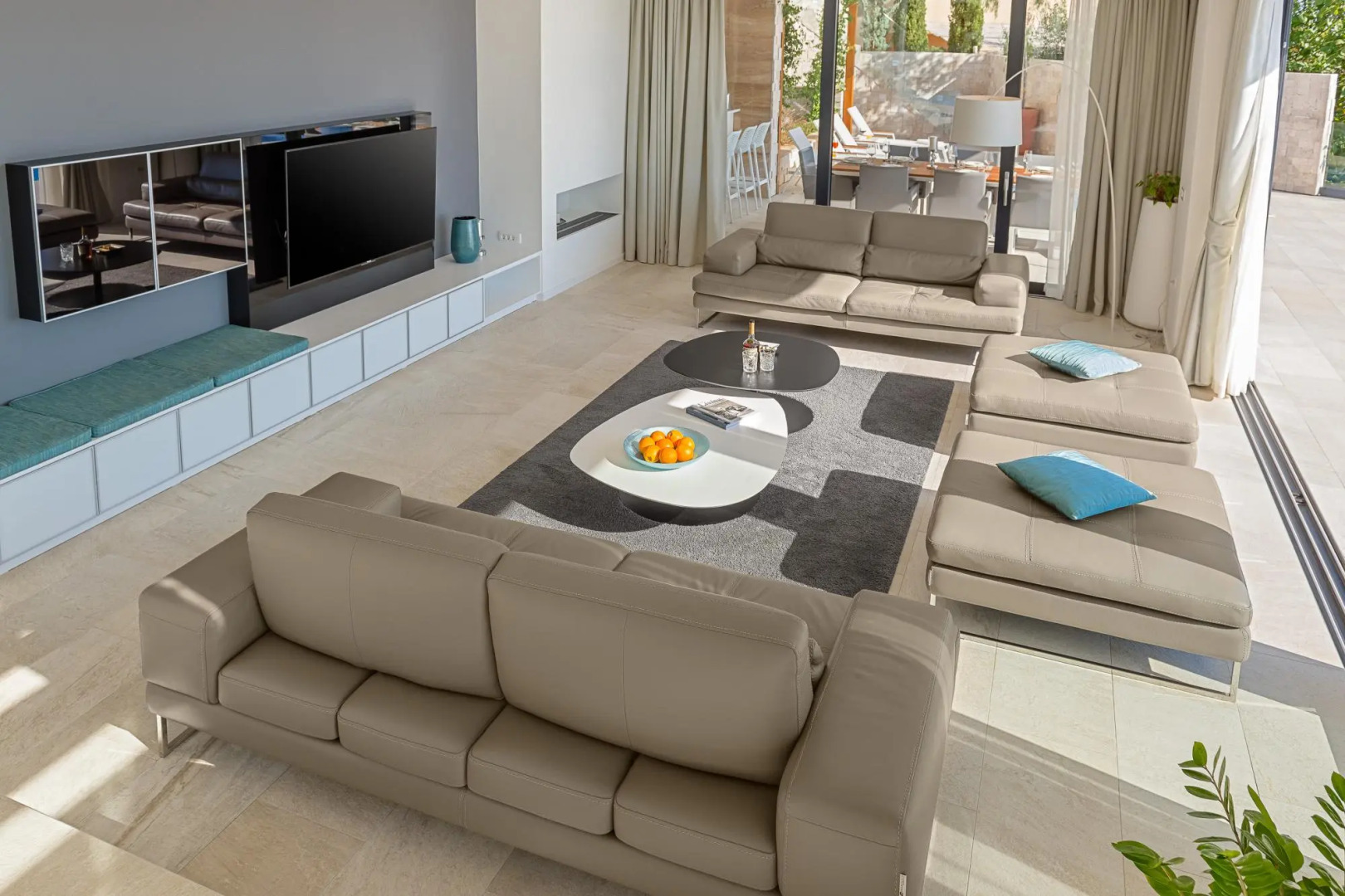 Anabel in Hvar with 4 bedrooms and 4 bathrooms