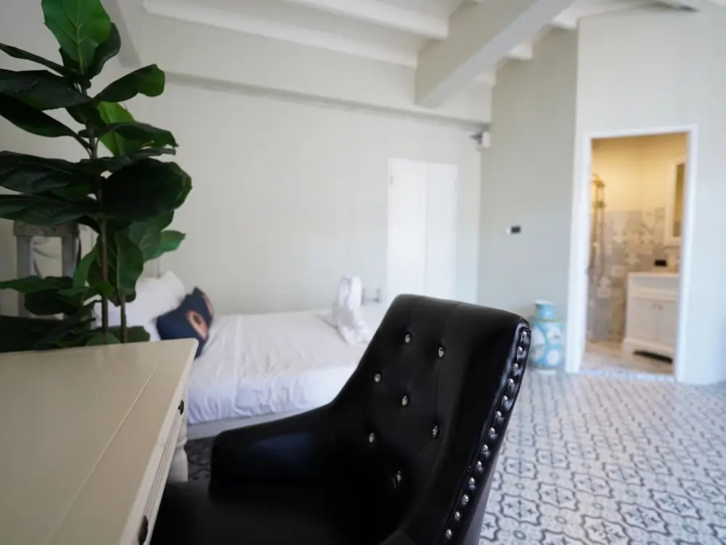 2499 Heritage Chinatown Bangkok Hotel By RoomQuest