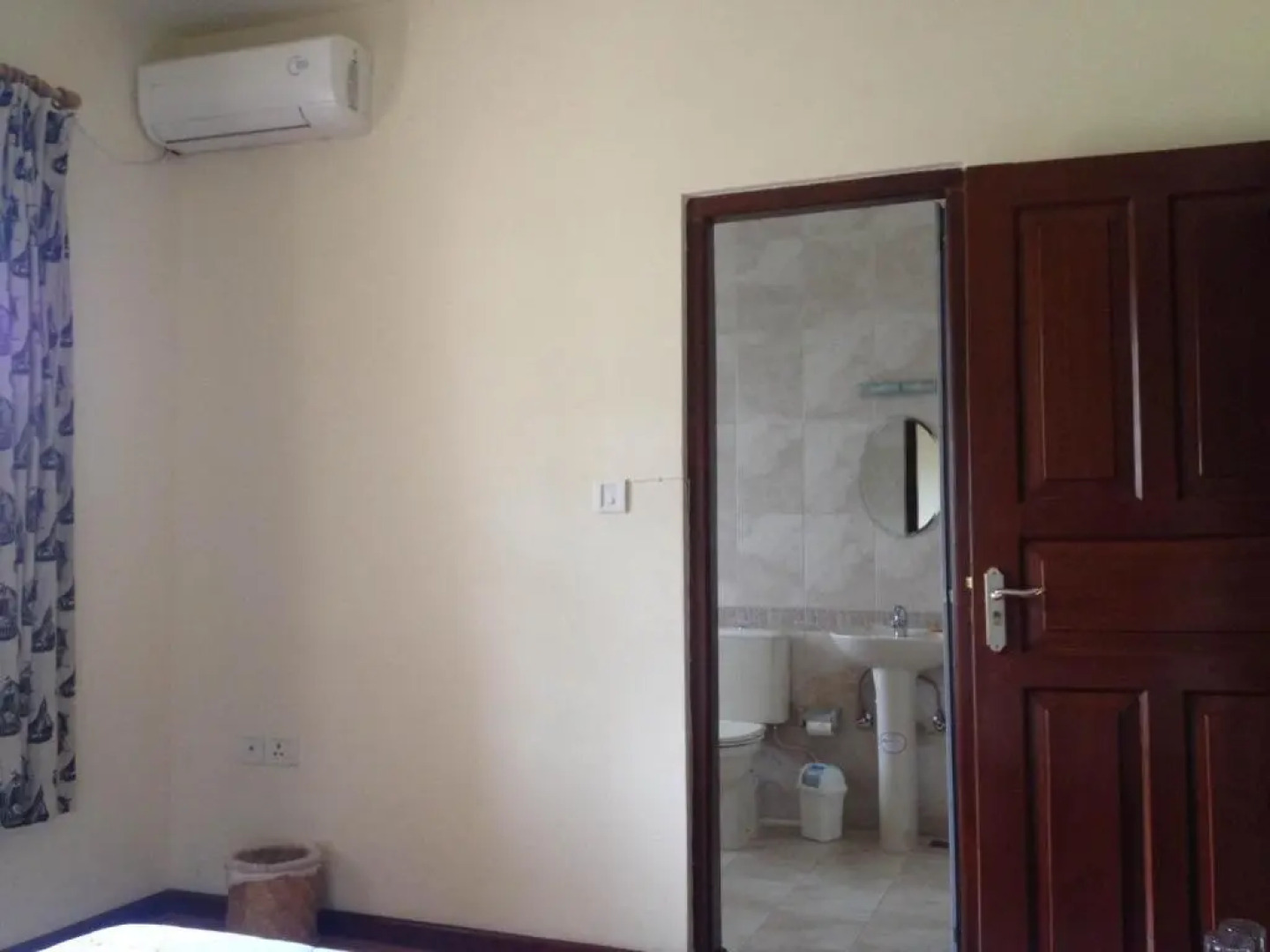 Vardan Resort n' Apartment