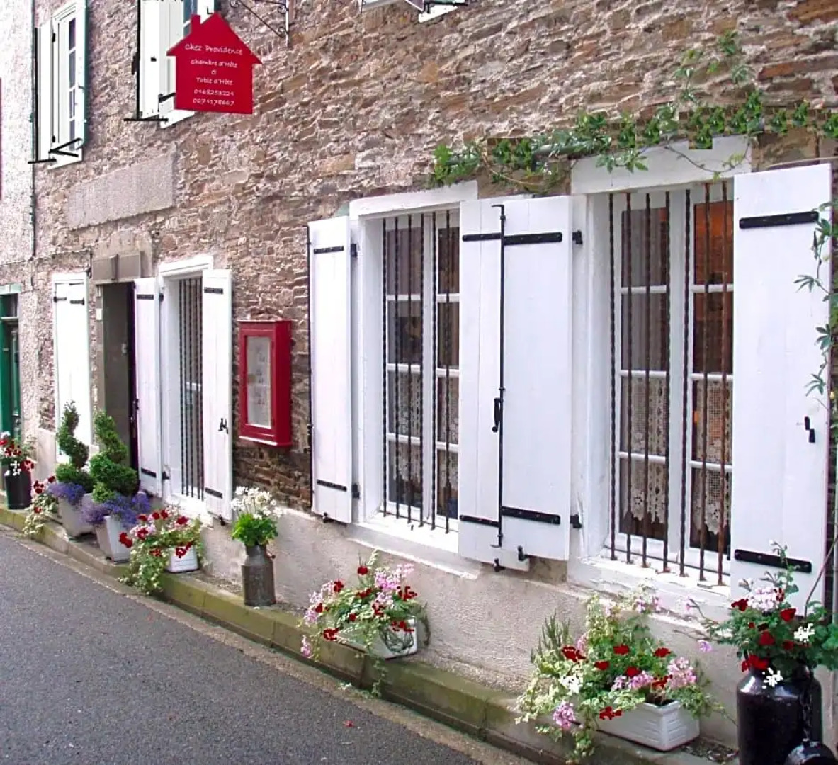Chez Providence Chambre et Table dHôte