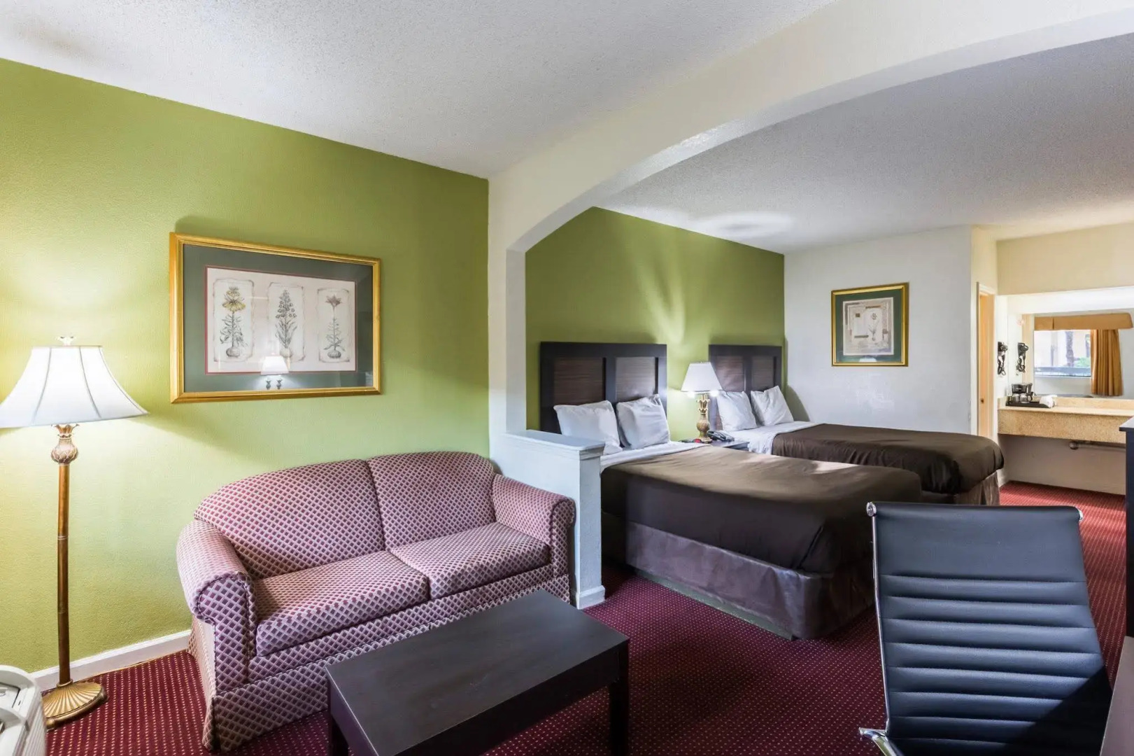 Suburban Studios Florence I-95