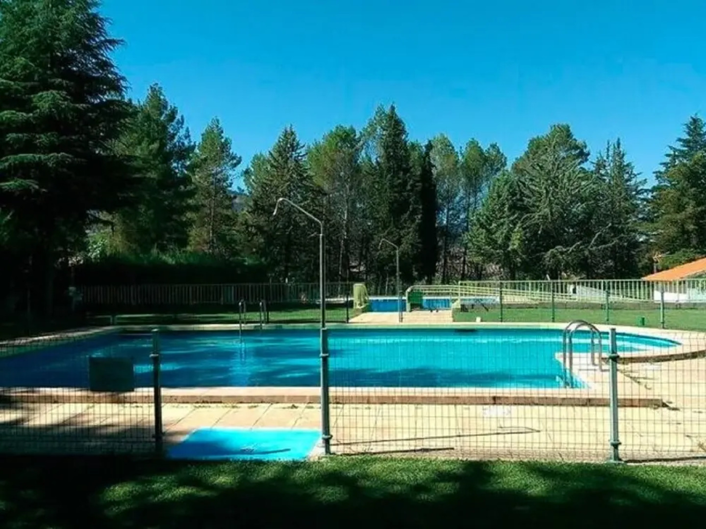 Quaint Holiday Home With Private Pool