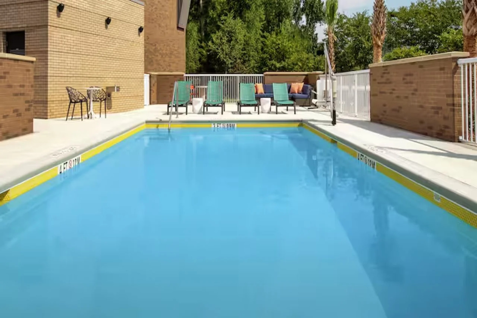 Tru by Hilton Mt Pleasant Charleston