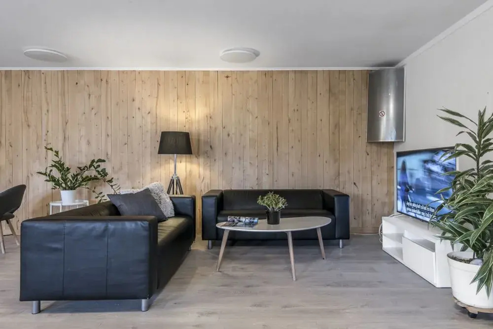 Tallbackens Gård & Vandrarhem - Hostel