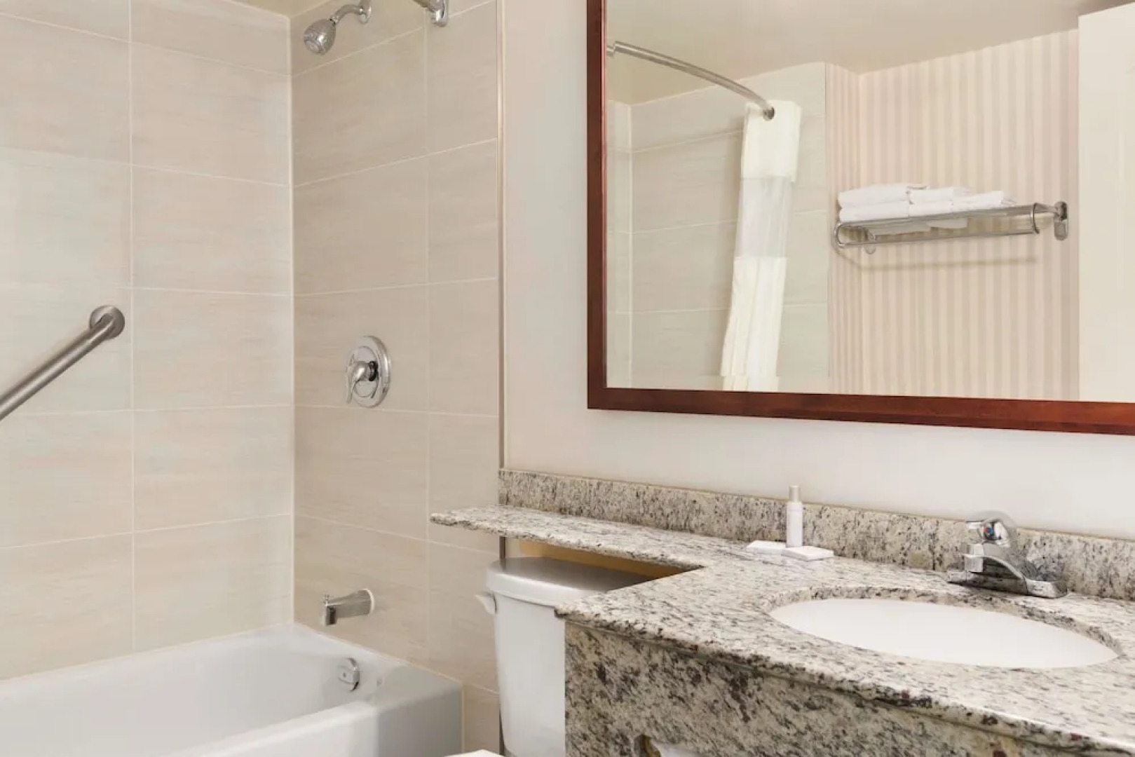 Travelodge Owen Sound ON