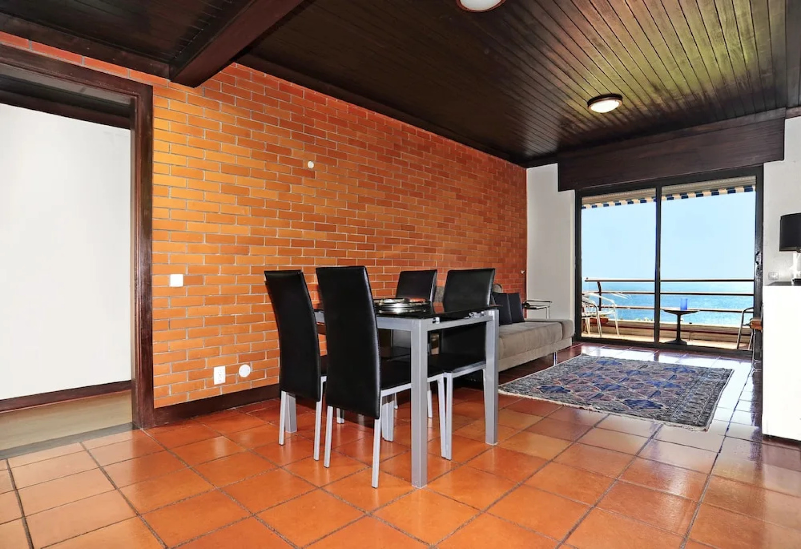 Ocean View Apartment