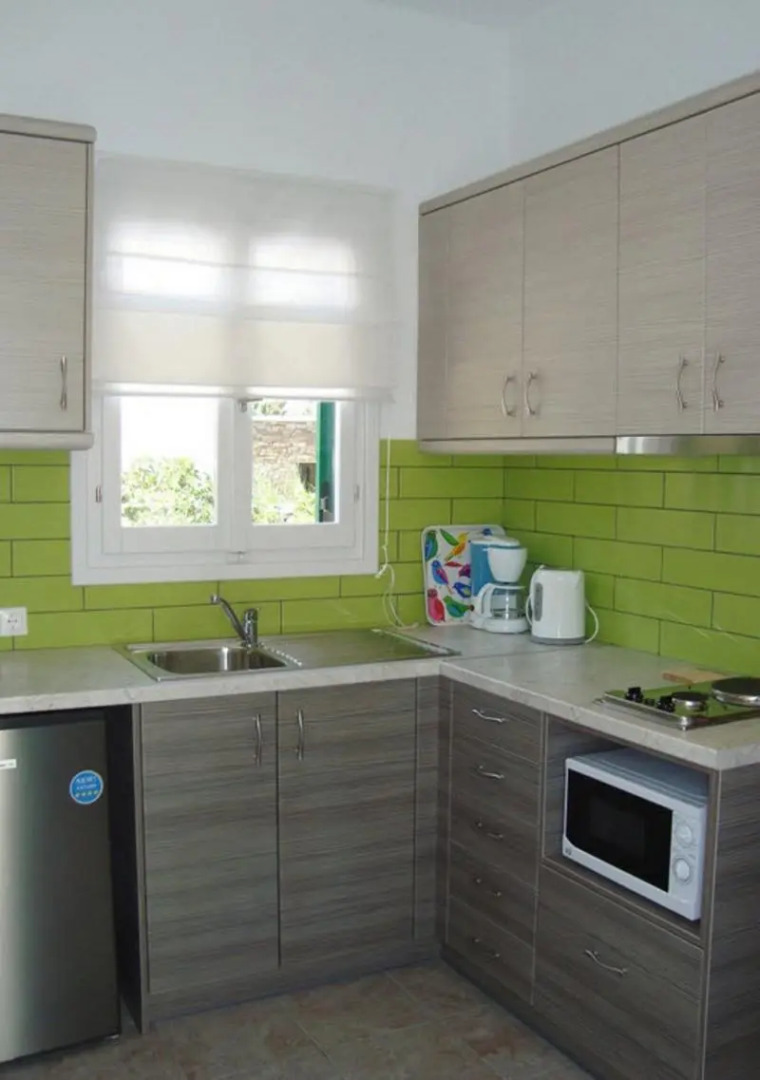 Morpheas Pension Rooms & Apartments