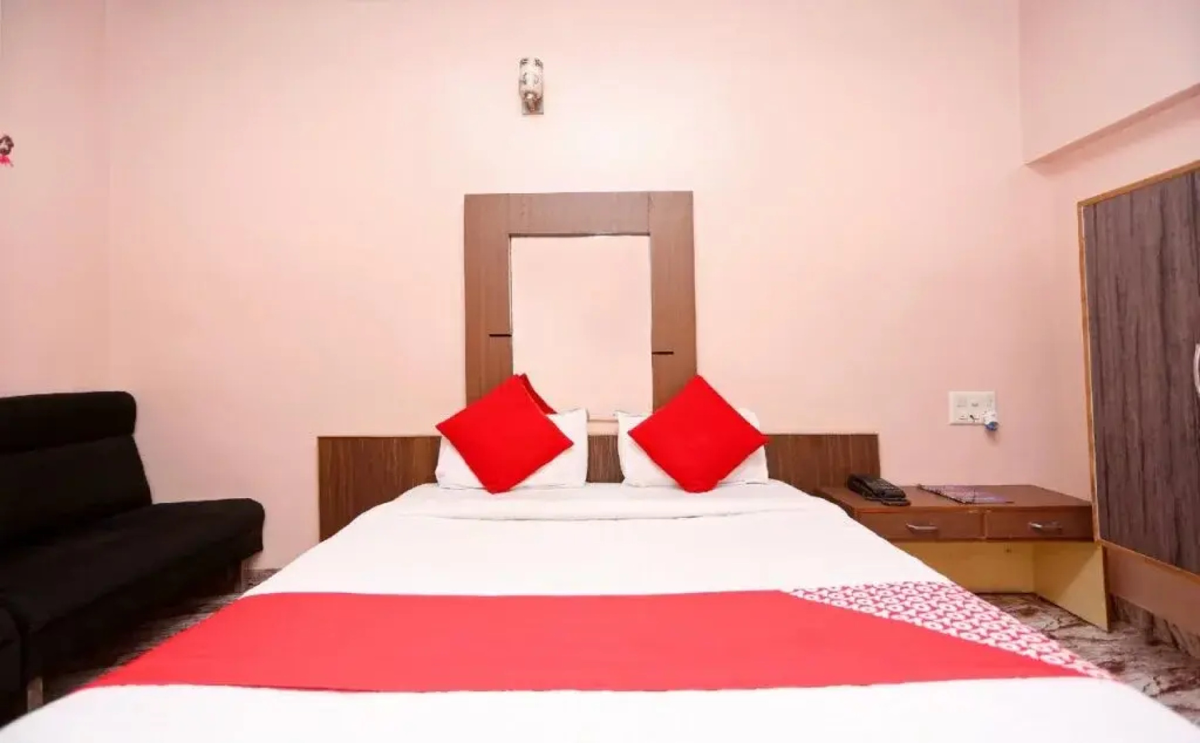OYO 11555 Hotel Punjab