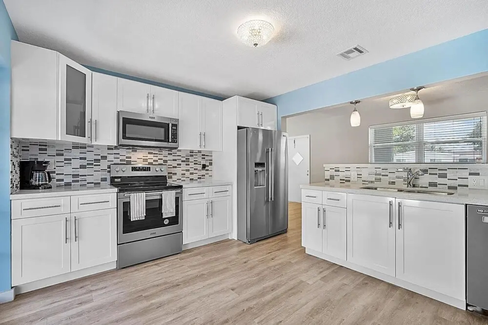 Perfect Backyard In 3 Bed 2 Bath - 9 Mins To Wilton Manors