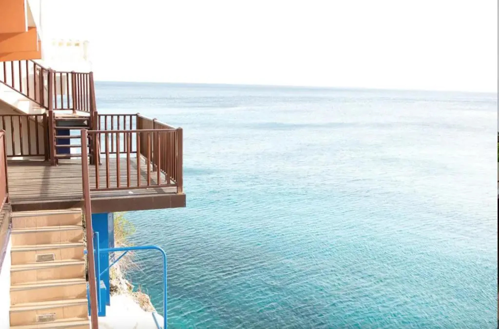 Lagun Ocean View Villa with Own Private Beach