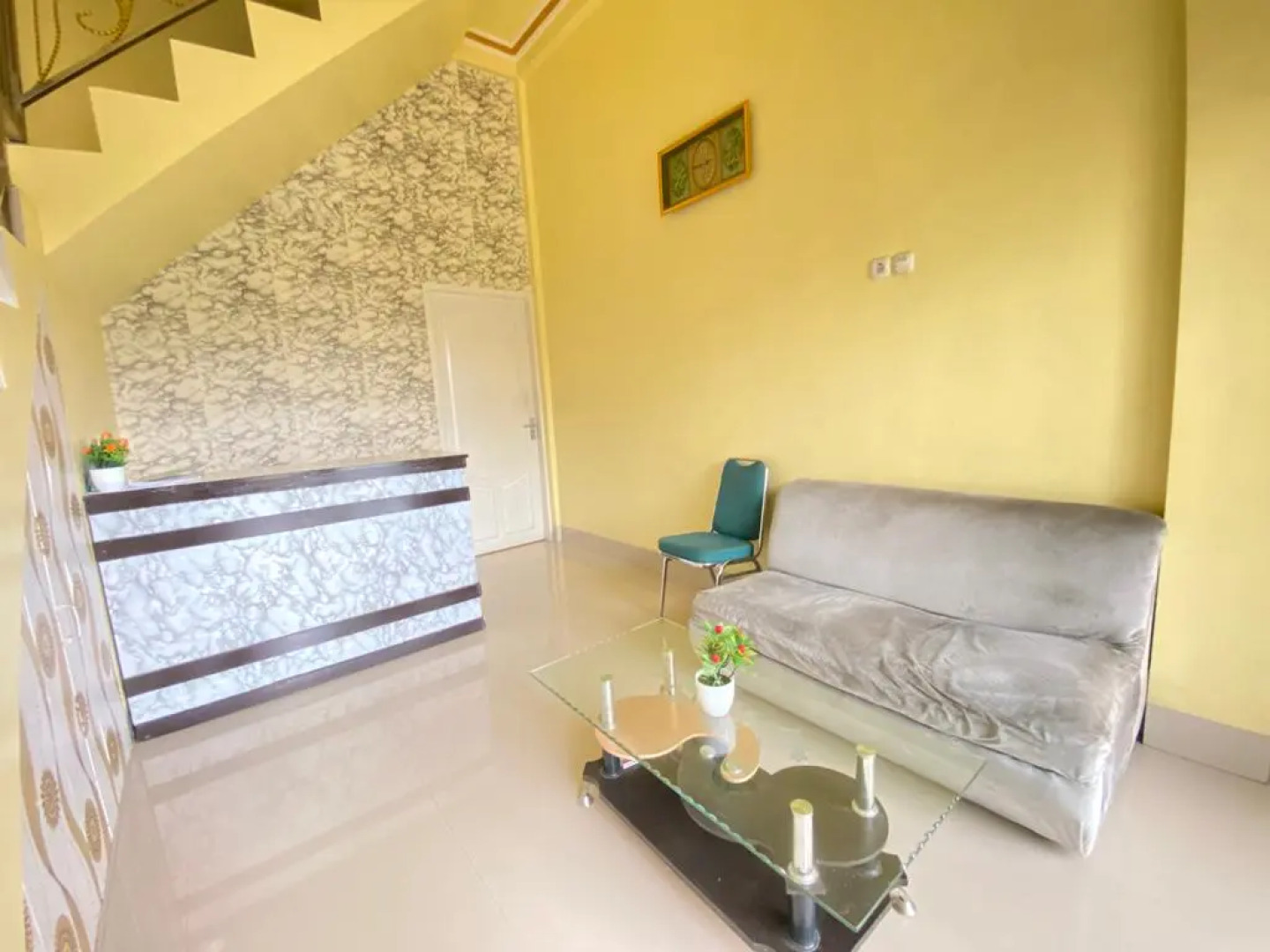 Homestay RN near Taman Bambu Runcing Polewali