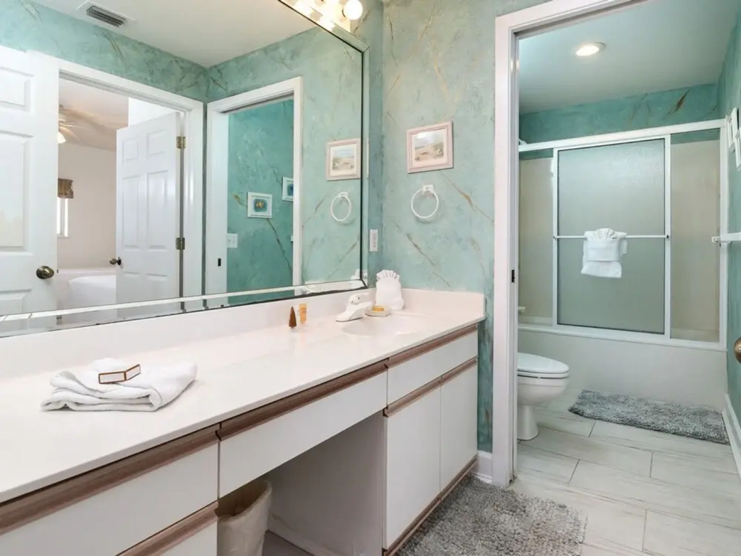 Navarre Bch Regency 601