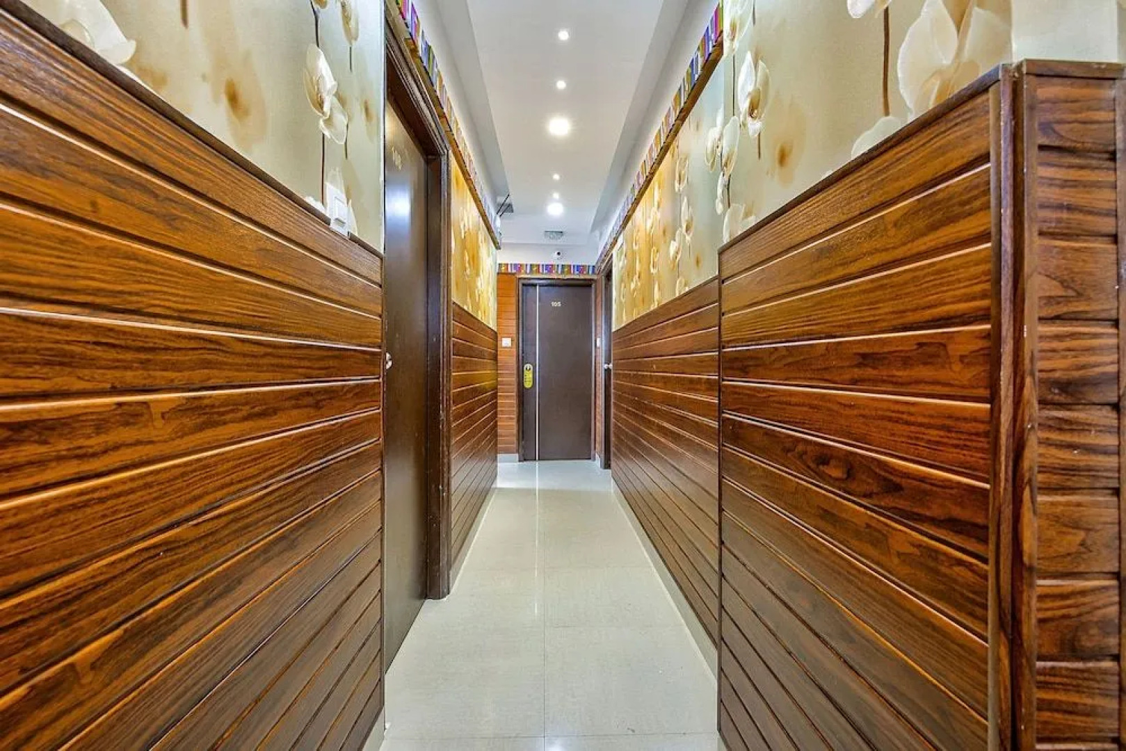 OYO 10395 Hotel Dvarka INN