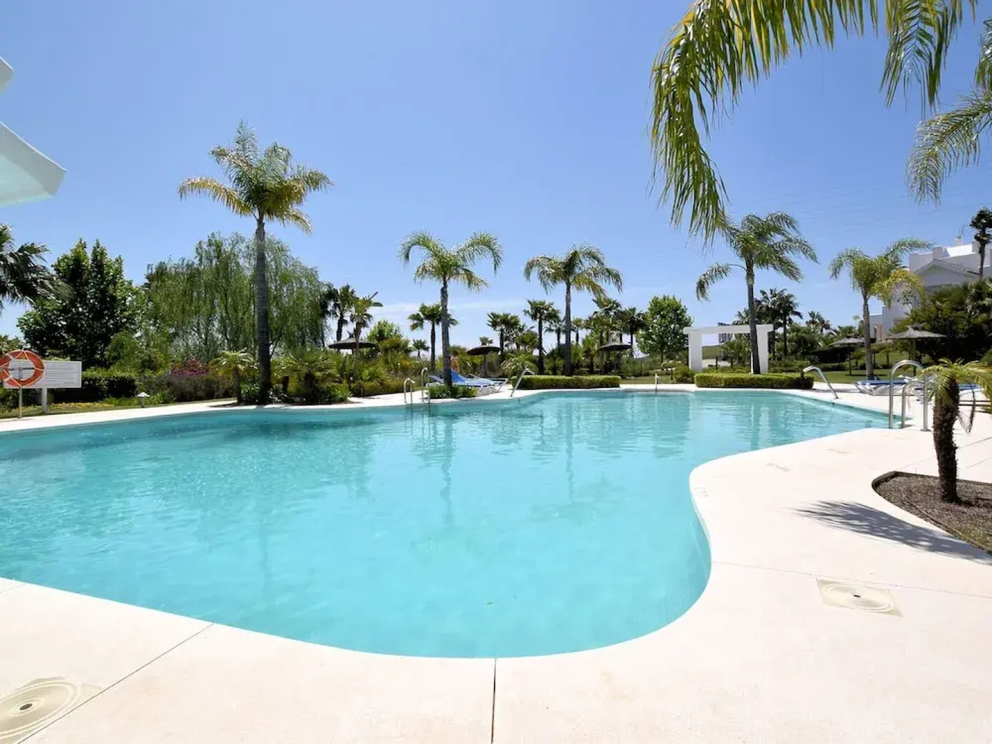 Beautiful Apartment in Estepona With Sauna