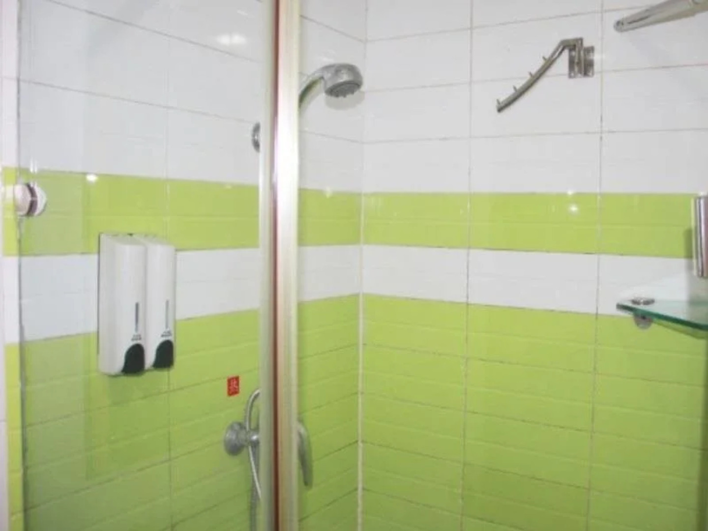 7 Days Inn Wuhan Hankou Railway Station Caishen Square Branch