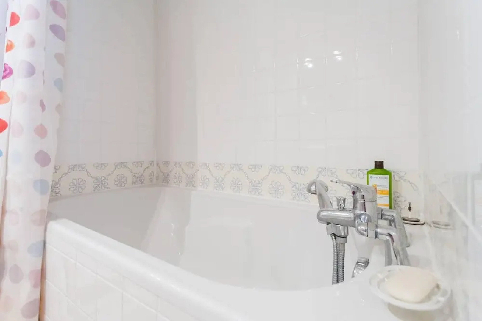 Villa With 4 Bedrooms in Génissac, With Private Pool, Furnished Garden and Wifi