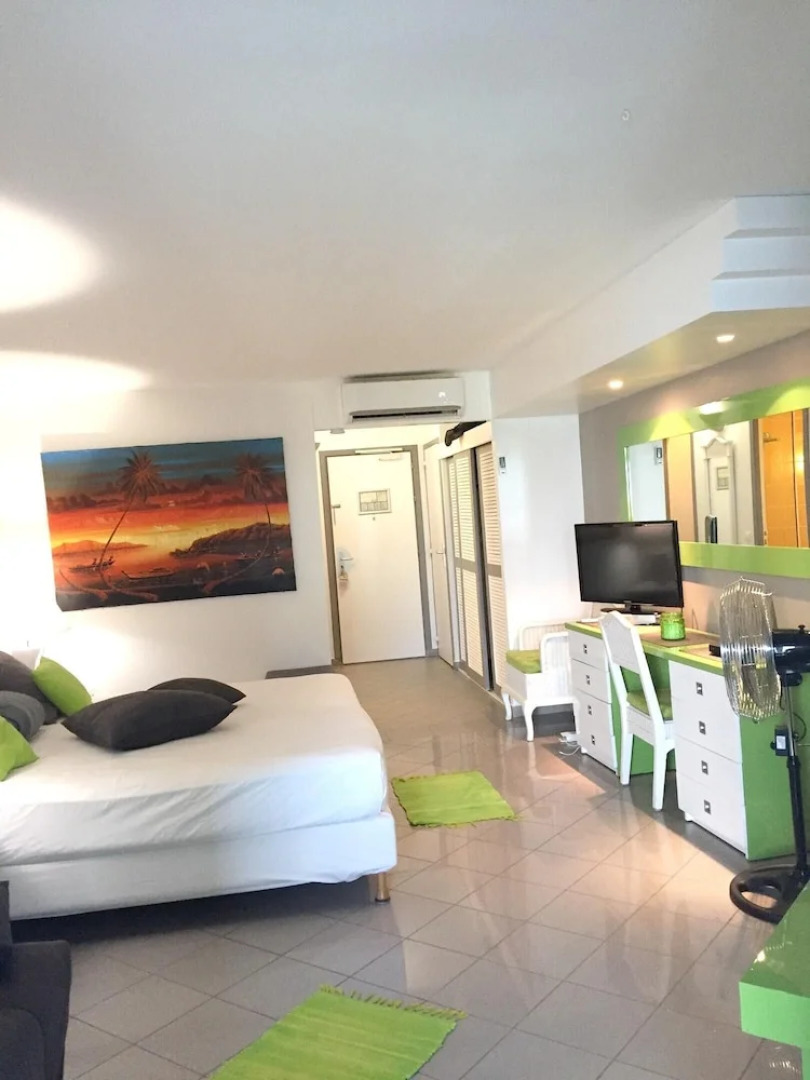 Studio in Le Gosier, With Wonderful sea View and Wifi