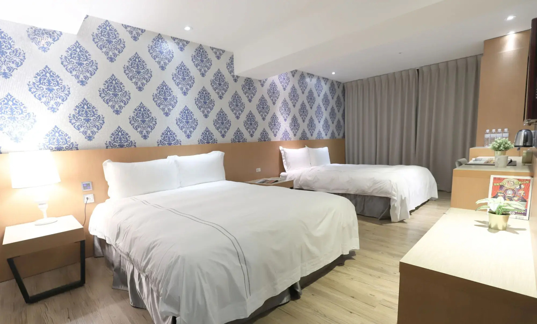 Talmud Hotel Yizhong