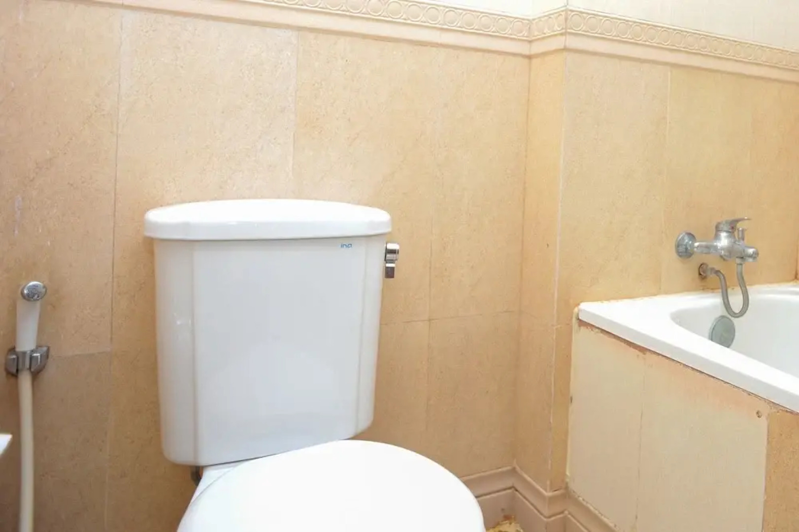 艾里古邦古亚蒙耶 RA 卡提尼 1 号酒店(Airy Goa Monyet RA Kartini 1 Kupang)