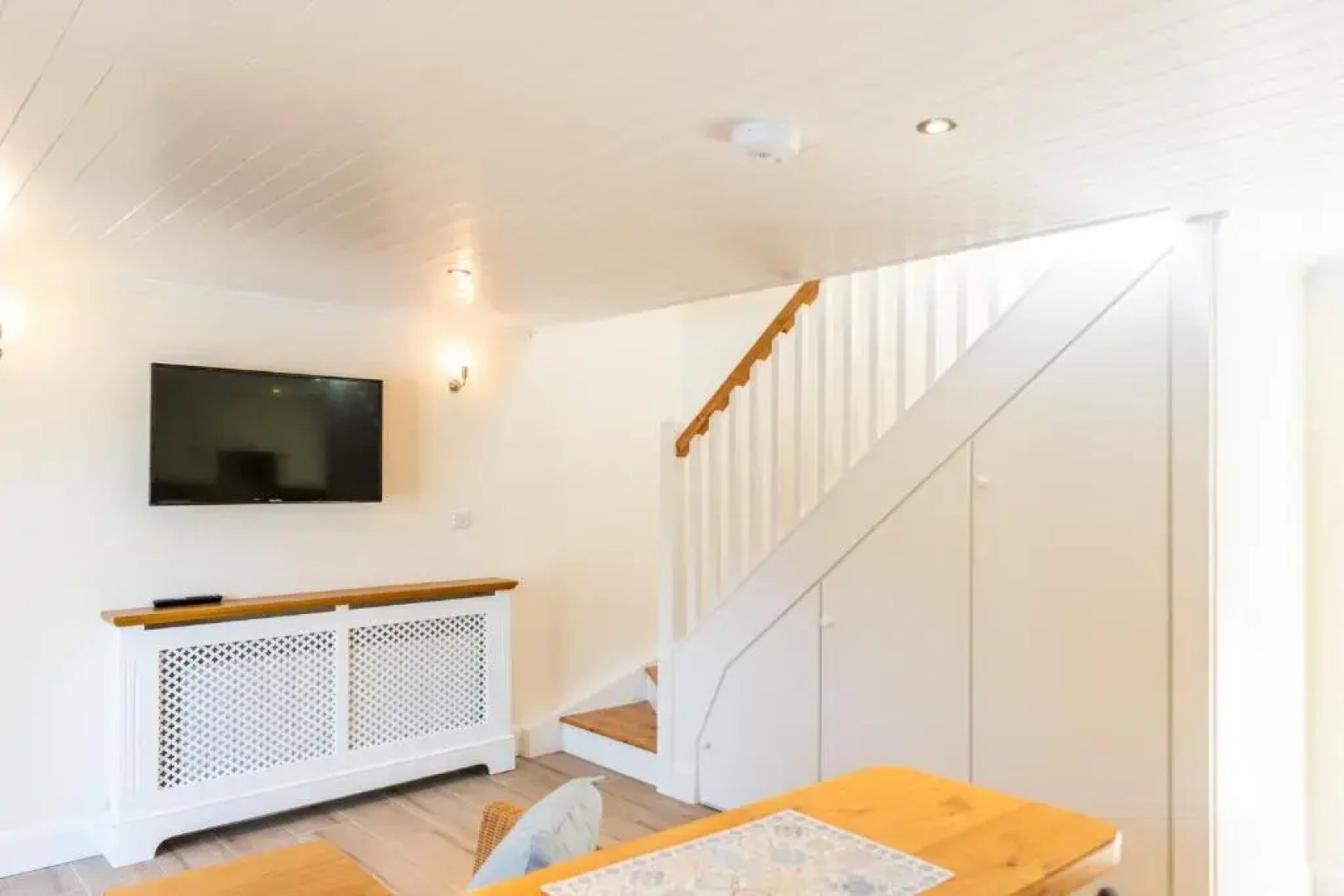 Ardnavaha House - Poolside Cottages