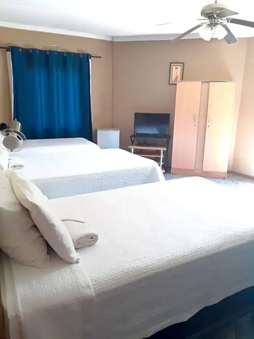 Virgaries B&B Palm Lodge