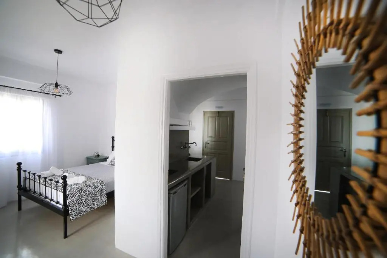 Island House Apartments