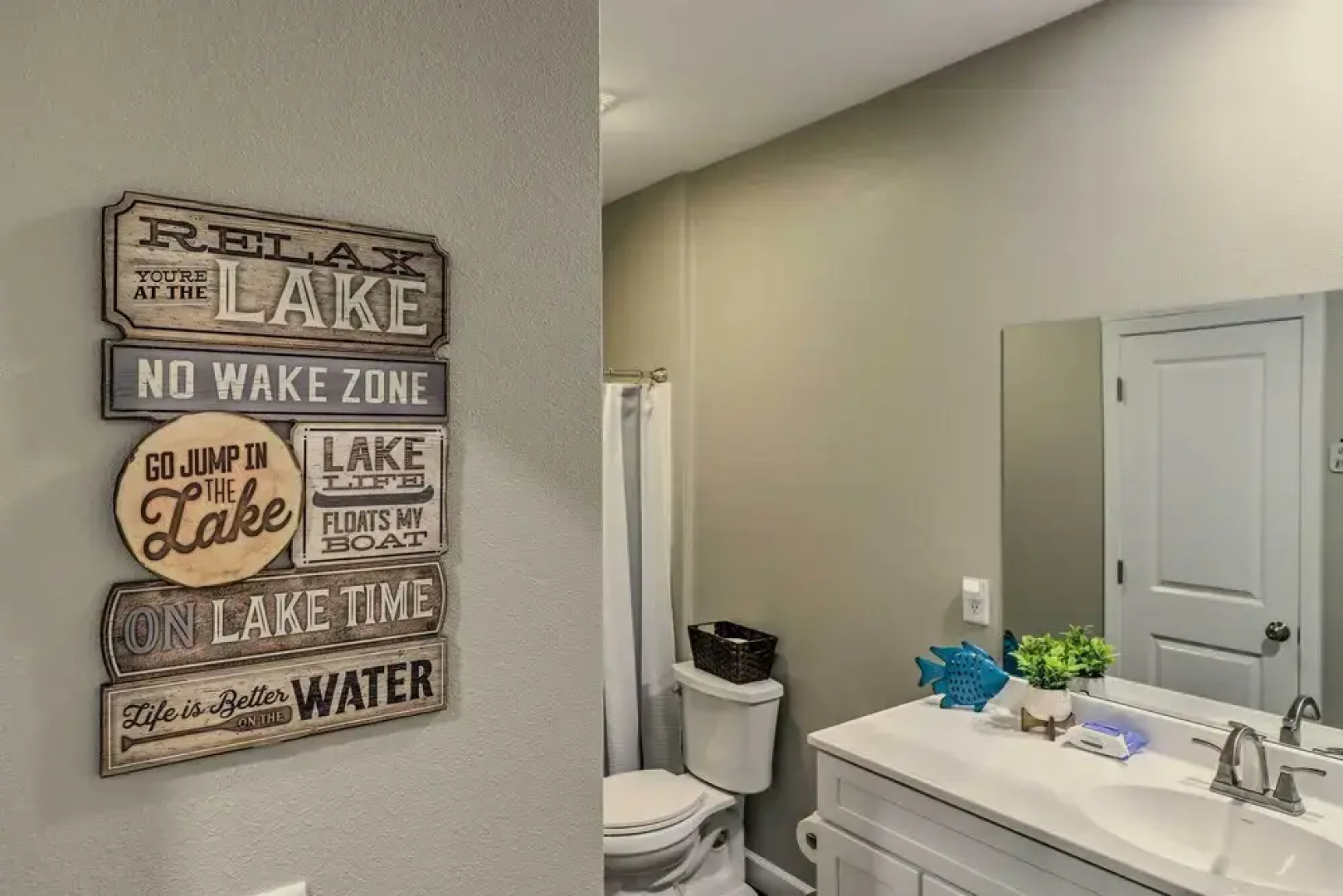 Beautiful Bull Shoals Retreat w/ Lake View!