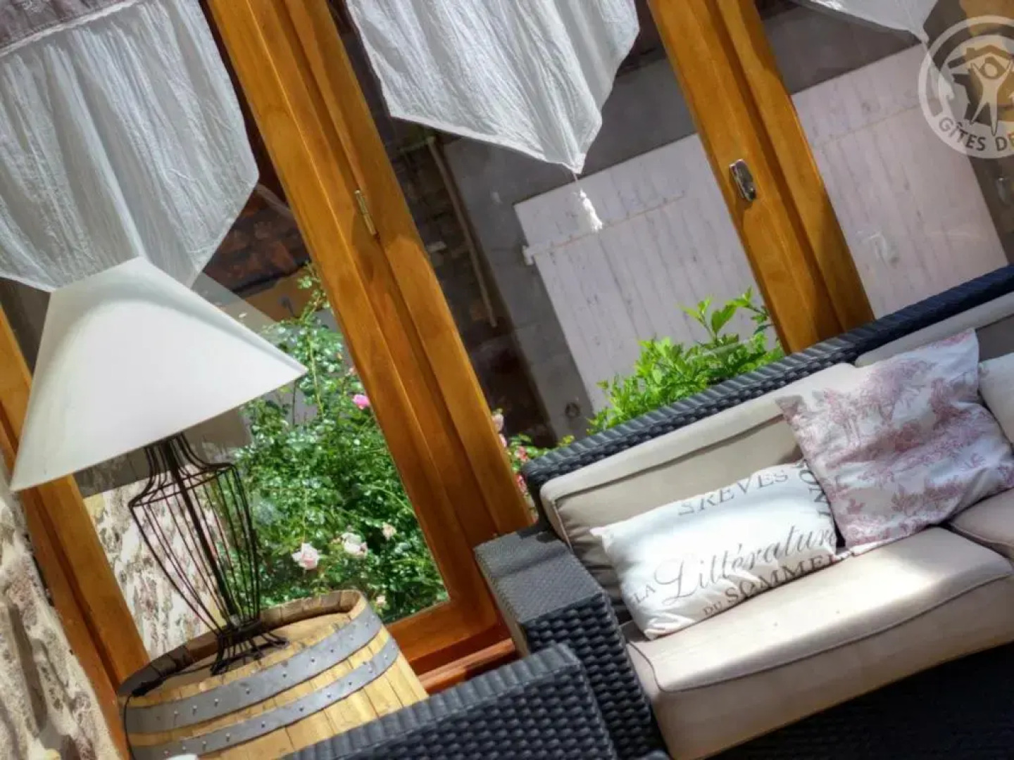 Gîte Belmont-de-la-Loire, 4 pièces, 8 personnes - FR-1-496-32