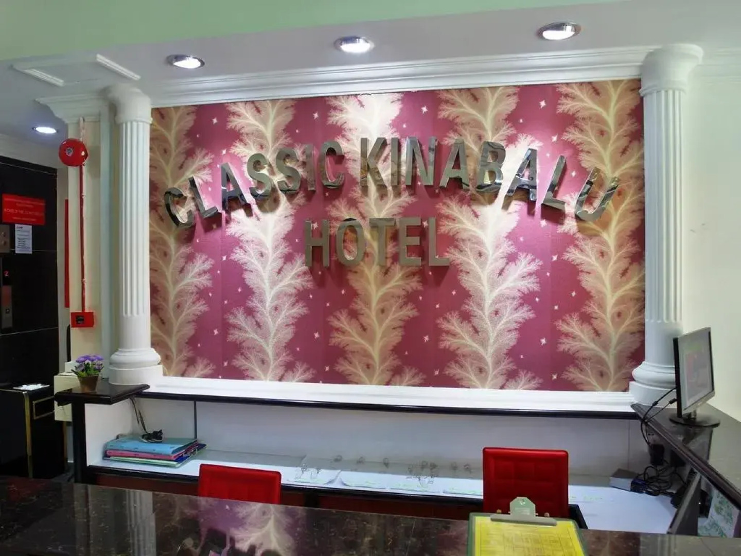 Classic Kinabalu Hotel