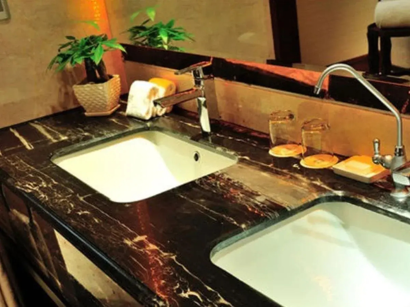 Grand New Century Hotel Ninghai Jinhai