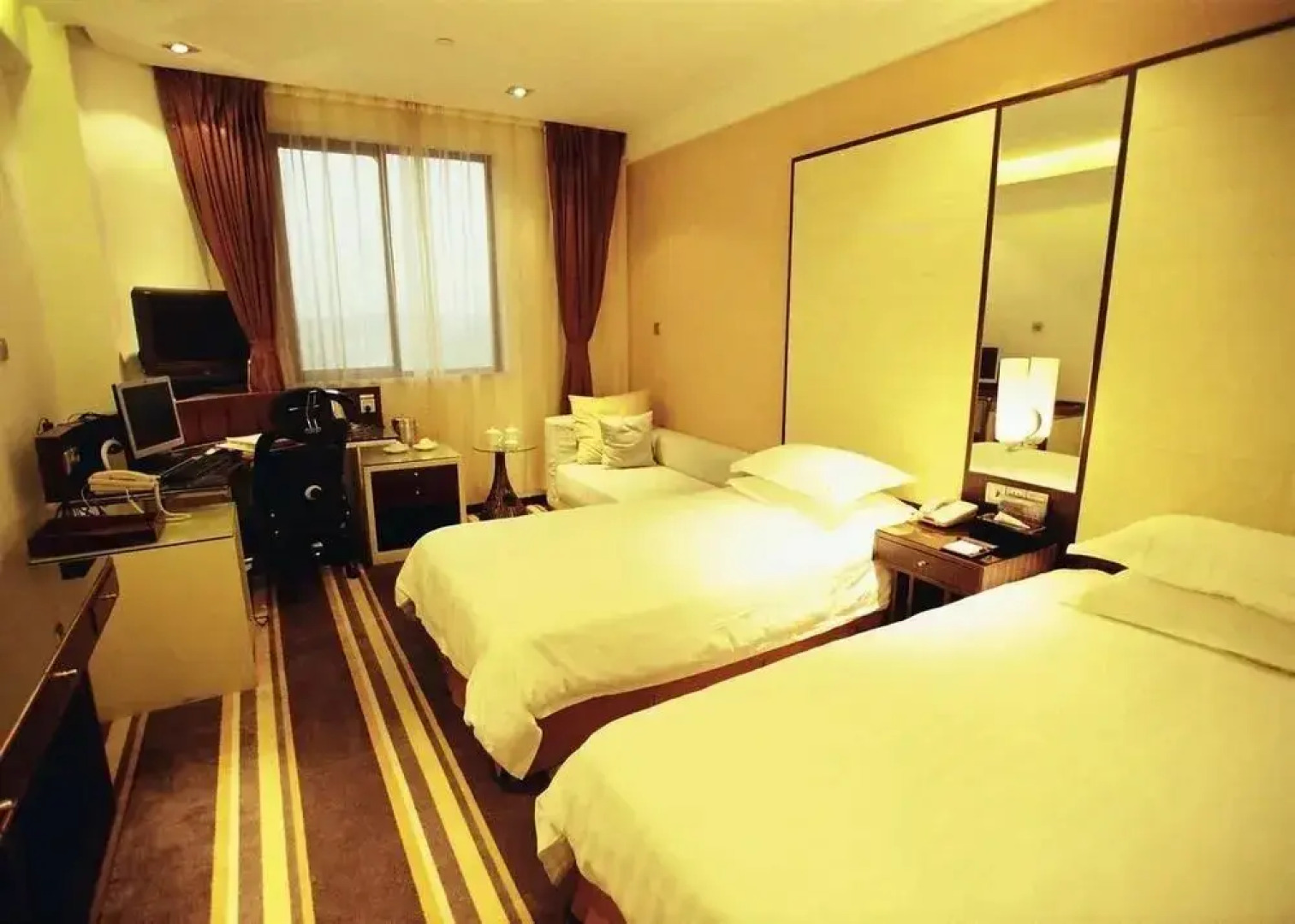 Zhenjiang Hotel